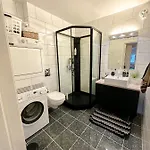 아파트 Central - 2 Bedrooms - 2 Bathrooms - Balcony - Parking - Close To Ons 스타방에르