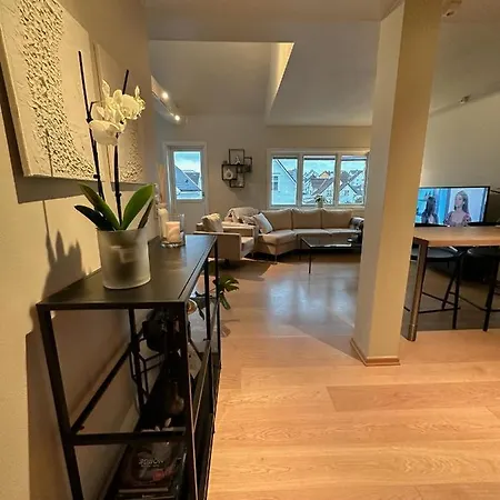 - 2 Bedrooms - 2 Bathrooms - Balcony - Parking - Close To Ons 아파트 스타방에르