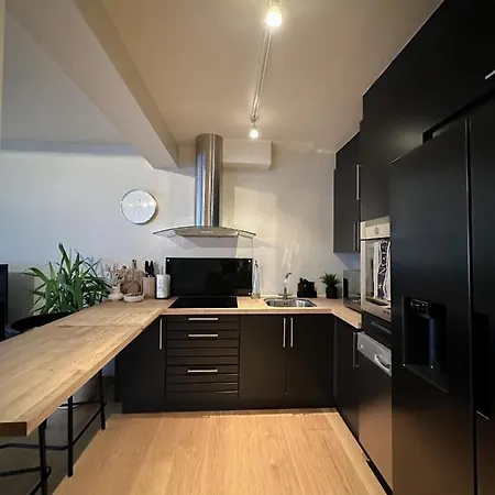 아파트 - 2 Bedrooms - 2 Bathrooms - Balcony - Parking - Close To Ons *