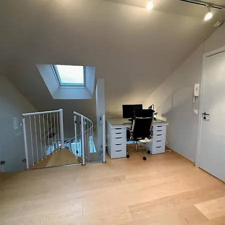 - 2 Bedrooms - 2 Bathrooms - Balcony - Parking - Close To Ons 스타방에르